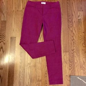 Maroon Old Navy Pixie cropped pant